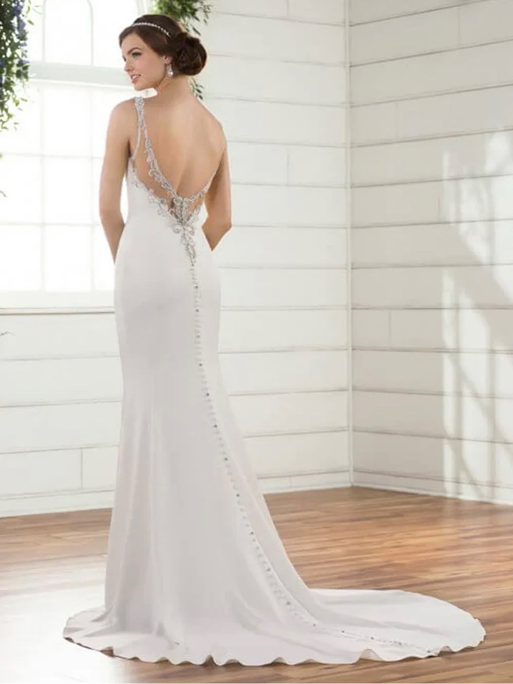 Essense of Australia Sheath Wedding Dress D2357